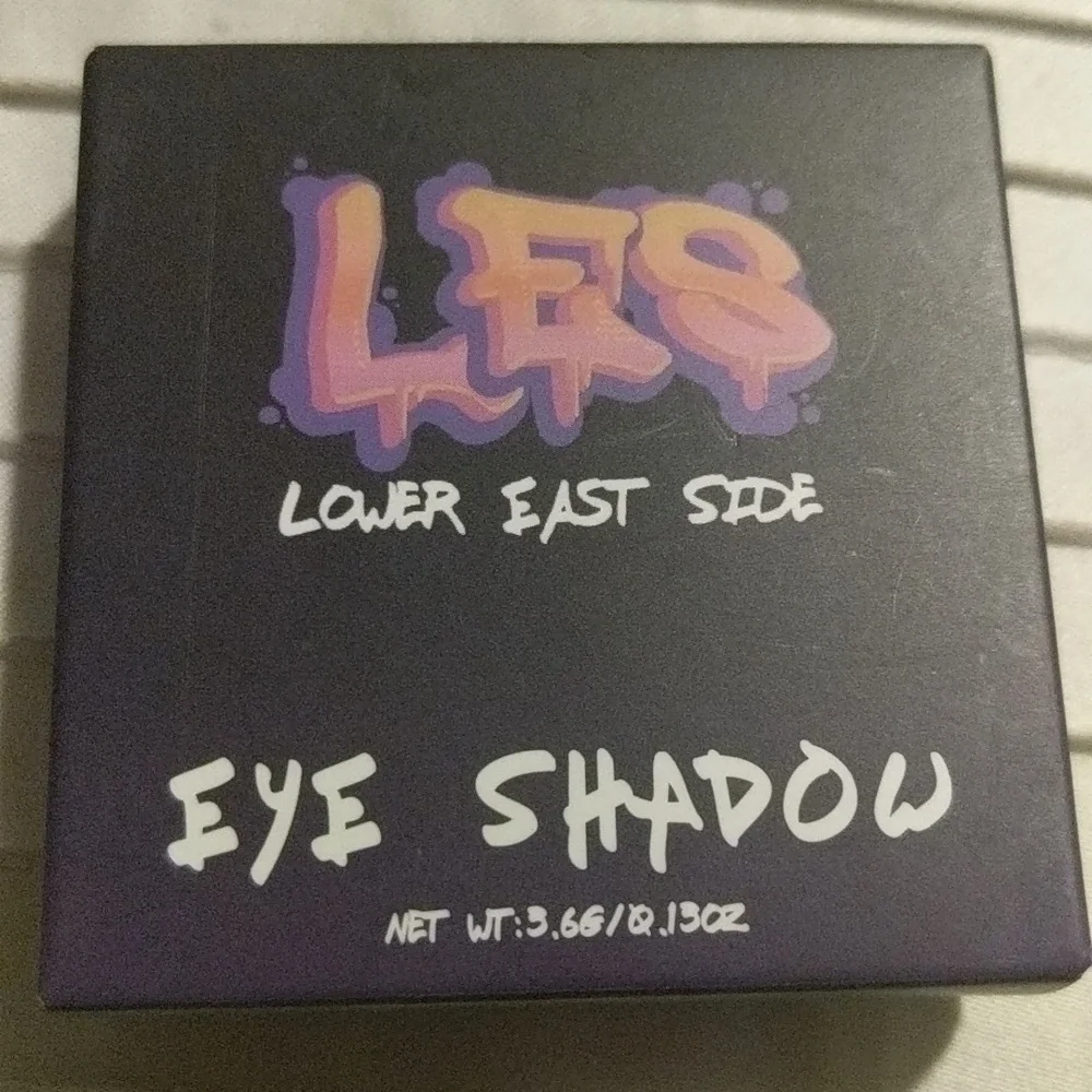 LES Eyeshadow Palette
